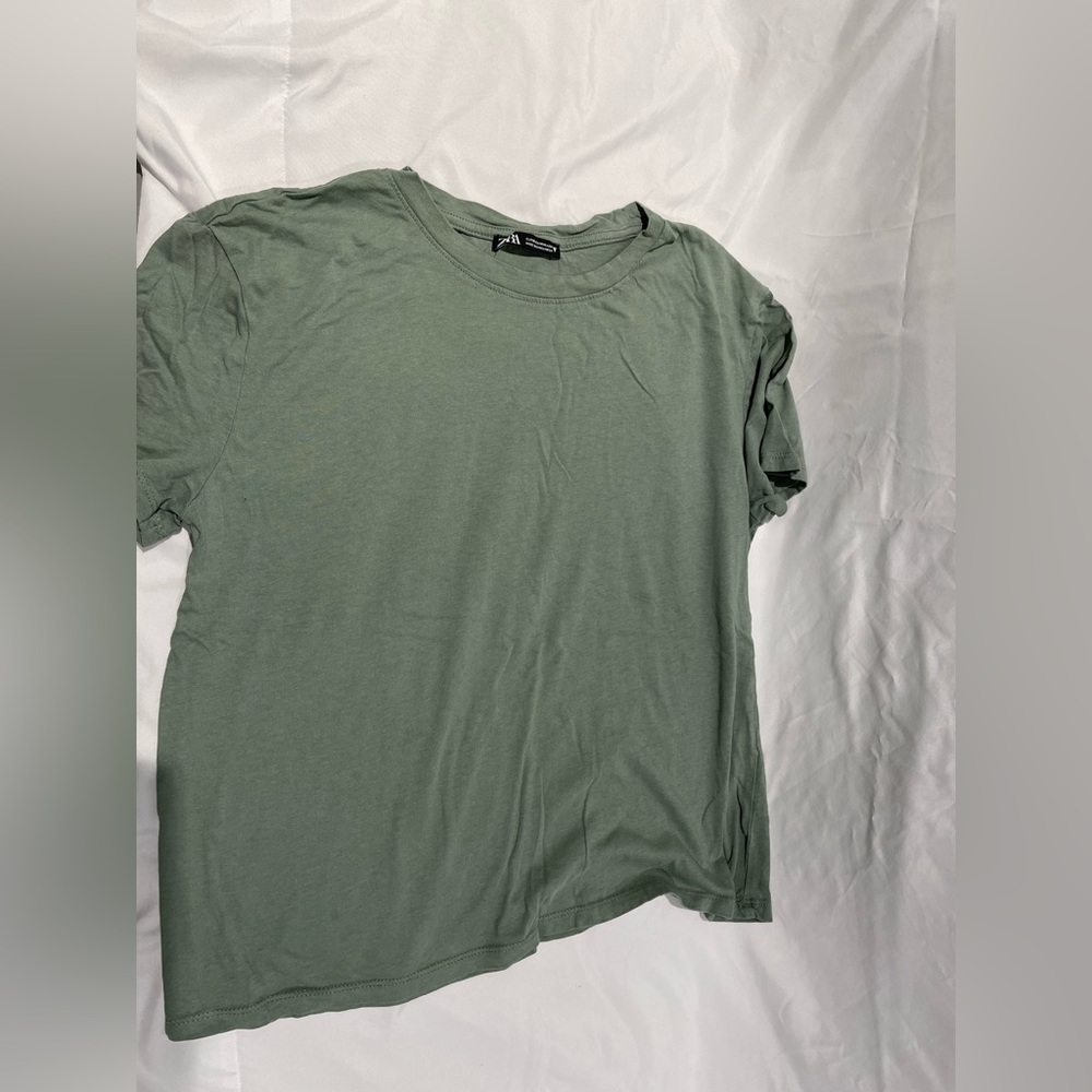 Tee